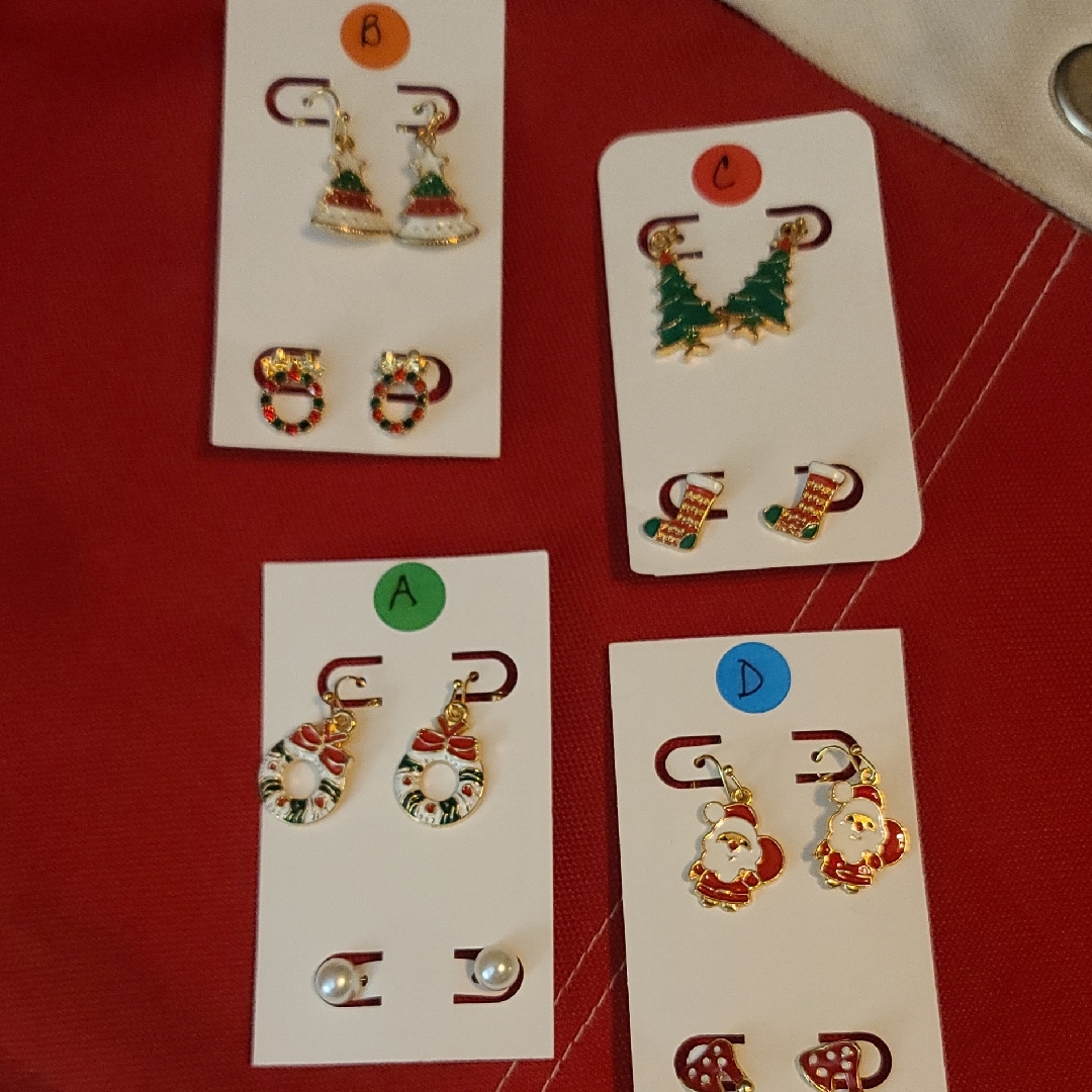 Festive 2 Pr Per Pkg Christmas, Wreath, Tree, Santa, Etc Earrings Sets Nwt